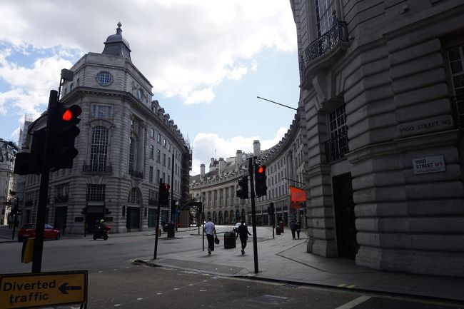 さ～、出発☆彡<br />ホテルから数分のVIGO STREET付近。