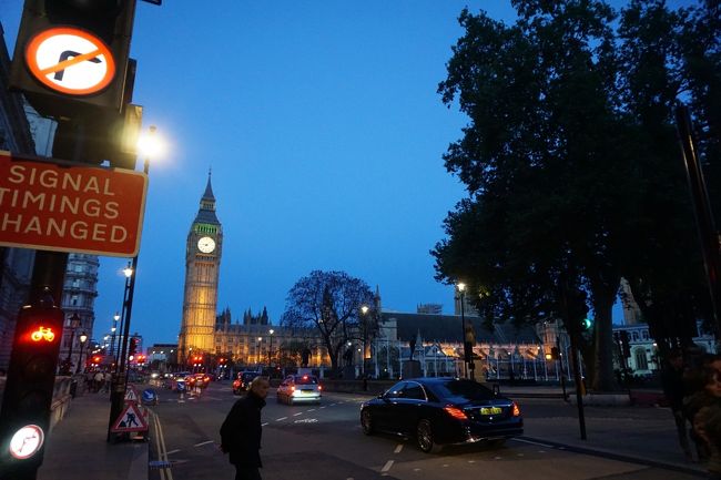 夜のビッグベンも。