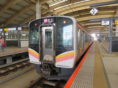 新潟駅には，11時29分着。乗換時間は13分で，村上行に乗ります。
乗車時間は，１時間15分。

車両は再び新型のJR東日本E129系です。