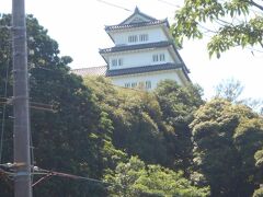 彦根と言えば　彦根城

滋賀県の観光地として　琵琶湖を除けば一番でしょう

琵琶湖は高い所からだと　滋賀県に居ればほぼ見えますからね