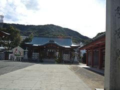 益習館の近くの厳島神社に参拝しました。
