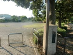 富岡八幡宮の東から西の旧海岸線は富岡八幡公園として整備されている。