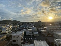 7月26日（日）
おはようございます。

外を見ると雲は多いけど晴れていますね。