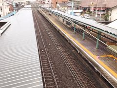 次にやって来たのはお隣のさがみ野駅です。
シンプルな作りの小さな駅ですが、商業施設が隣接していて生活するには便利そうだと感じました。
