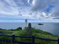 空の上は黒い雲が立ち込めて、写真が暗くなっちゃいました。