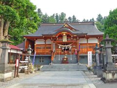 烏帽子山八幡宮を参拝。