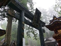 旅館から45分ほどで三峯神社に到着。