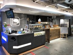 東京・新宿『ルミネ新宿1』B2F

2020年3月17日にオープンした【一〇八抹茶茶廊】ルミネ新宿の写真。

日本文化を代表する「お茶」。「一〇八抹茶茶廊」は、
その最高峰である抹茶の多彩な魅力を多くの人に知っていただくため、
お茶屋がつくった抹茶ドリンク、スイーツ専門店です。
抹茶のおいしさはもちろん、文化的背景や新しい抹茶の楽しみ方が、
お子様から若い方、そしてお年寄りにまで、スイーツを通じて
伝わっていくことを願っています。

＜営業時間＞
10:00～22:00

ここまでのブログはこちら↓

<目指せNYセントラルパーク！生まれ変わった「新宿中央公園」
2020年7月16日、『SHUKNOVA -シュクノバ』がオープン！
【むさしの森Diner】のとろけるパンケーキ&フレンチトースト
【スターバックス新宿中央公園SHUKNOVA店】『新宿住友ビル』の
新店舗>

https://4travel.jp/travelogue/11636959

<目指せ箱根温泉！2019年5月オープンの露天風呂付
『温泉旅館 由縁 新宿』宿泊記（１）お部屋からの眺望★
フランス料理【ル サロン ジャック・ボリー】>

https://4travel.jp/travelogue/11638204

<『温泉旅館 由縁 新宿』宿泊記（２）箱根芦ノ湖の湯の露天風呂♪
湯上りに最上階の【ラウンジ】で東京タワーを眺めながら
アイス食べ放題★和食レストラン【夏下冬上】でお酒と豪華な夕食&
朝食に舌鼓>

https://4travel.jp/travelogue/11639136