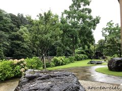 小雨ですが、テラス席で、コーヒーを飲みながら、まったり。