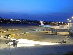 メインの用事が終わり、
その日の夜便で福岡空港から羽田へと戻りました。
