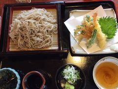 須坂のお蕎麦屋さん、泰眞に着きました
よく冷えた平打ち麺のきりもみそばが、喉ごし良く美味しいです(#^.^#)

高速道路で走ってきた辺りの関東が軒並み40度近い気温ですって！
ニュースでやっていました！いい時に戻ってきましたね(*^^*)

それから、いつも行く、小布施町の栗の木テラスに立ち寄って、マロンシューを買いましたo(^o^)o