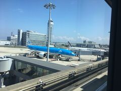 こちらは成田ではなく関空ですが、本物のKLMとエールフランス