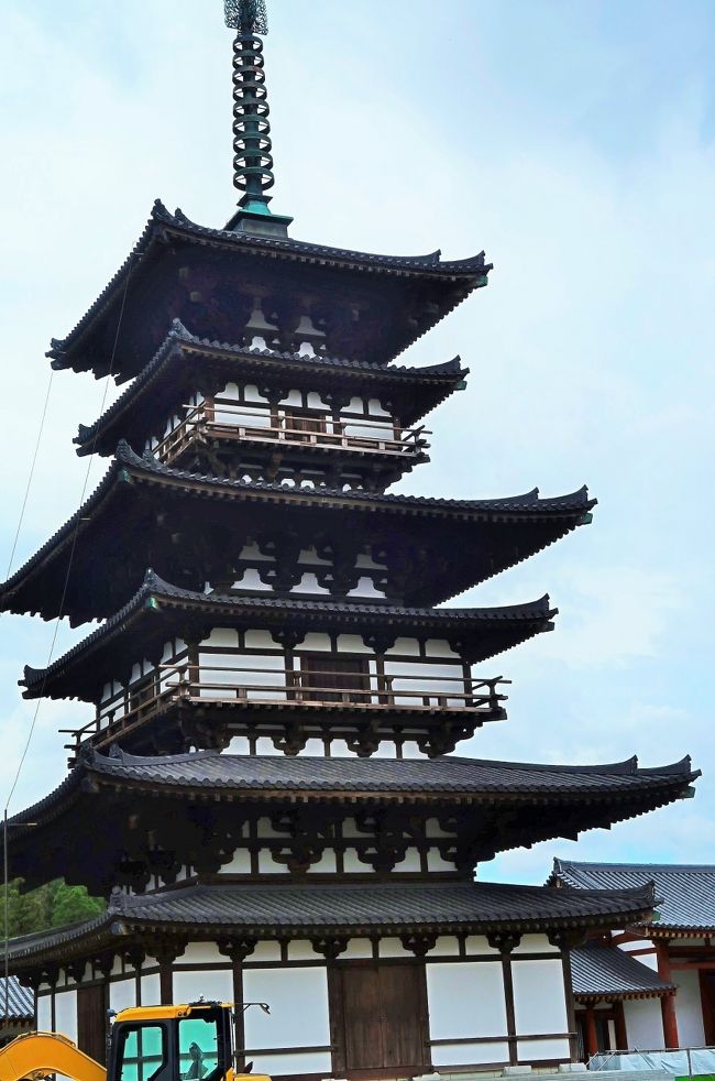 奈良県21 西ノ京b 薬師寺 国宝-東塔-大修理完工間近 ☆西塔-1981
