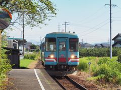 美江寺駅を812に出発する上り10列車がやってきました。それでは樽見鉄道の旅、スタートです。