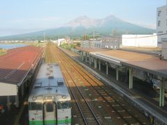 そして森駅に到着。

この日は青空に恵まれ、駒ヶ岳が美しく望めました。　