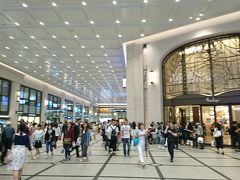 再び阪急で梅田駅へ。
ここから阪神電車に乗り換えます。