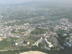 ANAホテルを眼下に
後ろは旧石垣空港跡