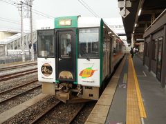 1時間ほど走ると、小牛田駅に到着。
陸羽東線は、この小牛田駅での、他の路線との接続が良好とは言い難いが、この列車は、仙台行、石巻行の列車に比較的接続がよい。