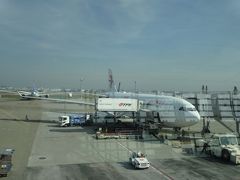 初めて乗る中国東方航空です。とにかく無事に到着できれば、それ以上は望みません。。。