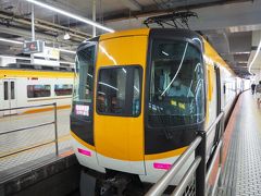 22600系はみなしごハッチという渾名もあるそうです
確かに蜂みたいですね