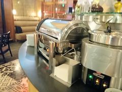 メディナ国際空港には国内線及び国際線何れの保安区域にもプライオリティパスが利用できるラウンジがある。写真は国際線の保安区域にあるラウンジ