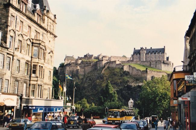 Edinburgh Castle エディンバラ城<br /><br />これは旧市街側、北側から撮影