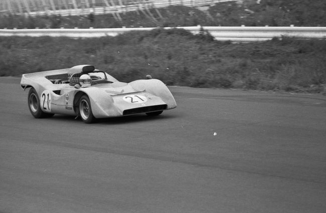 エブロ 1/18 日産 R382 1969 日本グランプリ ウィナー #21 黒澤