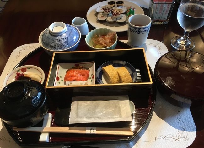 8月22日(土）<br />2F レストラン＆ラウンジ eu(ゆう)<br />朝食／7:00～10:00（通常6:30～10:00）<br />2020年8月20日より和朝食がお選びいただけます。（1日限定20食）<br /><br />早くに起きて和定食頼んでみました。<br />