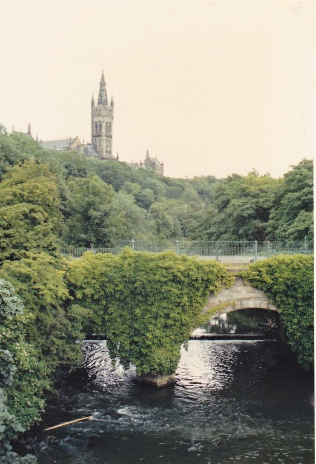 グラスゴー大学