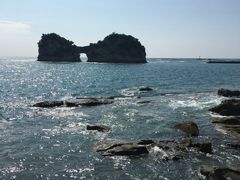 円月島近くを通って
ホテルに向かいます。