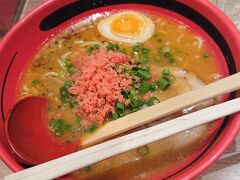 しめは、エビそば。ラーメンです。
毎回、長蛇の列でしたが、時間帯にもよると思いますし、
コロナの関係上、人がいないし、２０時で営業終了でしたので、
待ち時間なし。美味しかった。