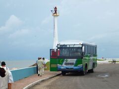 バロンブリス灯台 (Baron Bliss lighthouse)

ここからバスでホテルへ行きます。