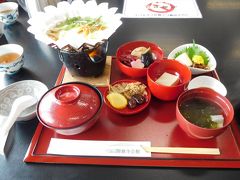 延暦寺会館で、精進料理。