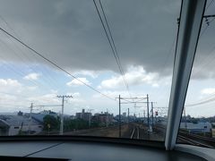 パノラマスーパーの後ろ展望の景色は良いですね。
運転席が下で客席が上となっています。