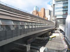 オリンピックとは関係なく進む
渋谷駅周辺再開発

東に１３０ｍ移動されて出来上がった　
東京メトロ銀座線渋谷駅の外観

これは２０１９年の年末　
何と　銀座線を運休して
６日間に渡って行われた大工事の果実