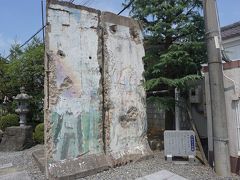 ●統國寺＠天王寺公園界隈

これは、西ドイツ側の壁だそうです。
同じような壁が、逆L字の形で、東ドイツ側にも建っていたそうです。
まさか、大阪にベルリンの壁があるなんて…。
とっても驚きです。