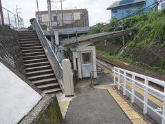 ●JR紀伊山田駅

この駅の開業は、国鉄時代の1952年。
近くに高校があるので、学生の利用が多いようです。