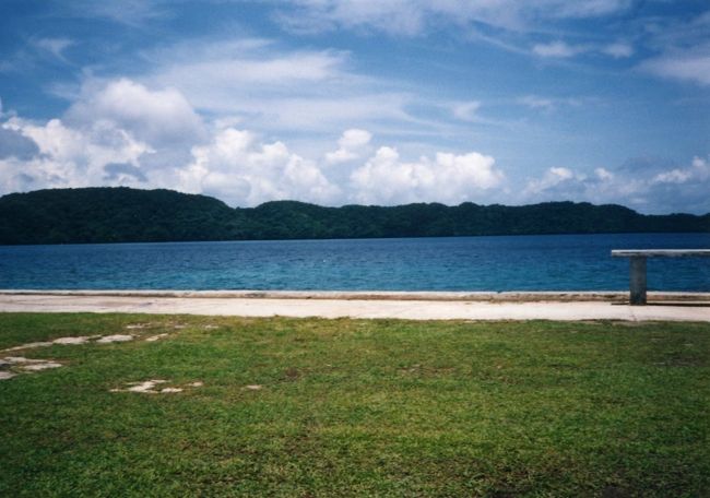 海がきれいです。地元の人はこの辺りでも海に入っていました。