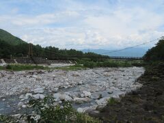 大田切川。

木曽駒を水源にしている川です。
このあたりはとにかく川幅が広く岩もでかくて、一気にこいつが流れ下ってきたのかと思うと、台風とか心配になります。