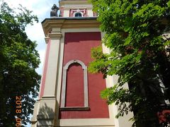 センテンドレ観光の続きからです。ベオグラード大聖堂です。ワイン博物館から西に数分です。