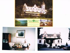 ＜古城ホテルSchlosshotel Freisitz Roithフライジット・ロイト＞
2004年4月28日～29日、1泊Euro 124。
A-4810　Gmunden、Traunsteinerstr. 87　　
http://www.schlosshotel.at　

4星・全23室。グムンデンはザルツカンマーグート地域で第二の湖であるトラウン湖---南北12km、最深部は200m---の北端にあり、岩塩の交易で栄えたケルト人の町として、古い歴史に登場するが、今はヨーゼフ皇帝の保養地としての方が有名である。先に訪問したBad Ischlバート・イシュルは33kmの距離です。
昔から芸術家が訪れ、シューベルトは1825年から2年間、ブラームスは1890年から6年もこの地に暮らしたそうです。また、オーストリアの人々にも愛用されている、グムンデン焼きの陶器の生産地です。

古城ホテル・フライジット・ロイトは湖の東側の小高い丘の上にありました。昔からこの湖とその周辺を領する者の城として建てられ、16世紀の中頃に騎士の城となり、そして何回かの変遷の後、1964年、現在のようなホテルに模様替えし、1996年、現在の経営者によって、テラスレストランをふくむ、古城ホテルに生まれ変わったとのことです。19の部屋と4つのスイートをもつ、プチホテルといえます。

写真は2004.04.28.～29.グムンデン・Traunseeトラウン湖畔にあるSchlosshotel Freisitz Roith古城ホテル　フライジット・ロイト城