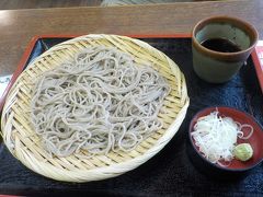 ざるそば７２０円。こっちも美味しい。量が少ないけど
後で、蕎麦湯が来ます。
クーポン２枚使います。