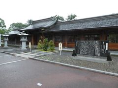 でもここは　早朝から開いてます

駐車場も無料ですから

気比神宮です

北陸道一の宮ですから