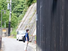 まずは温泉街の入り口にある共同浴場へ。地元のかたも利用されるようで、夕方5時以降観光客は利用不可とのこと。入浴されたい方は早めに行ってくださいね。
銀山温泉にはほかに共同浴場がもう1つと貸し切り浴場が1つあるのですが、どちらも営業していませんでした…。コロナの影響でしょうか。