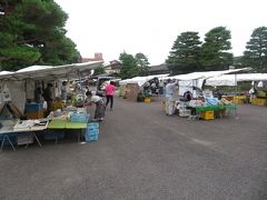 高山陣屋前朝市