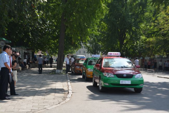 タクシーがたくさん走っていたのには驚いた。