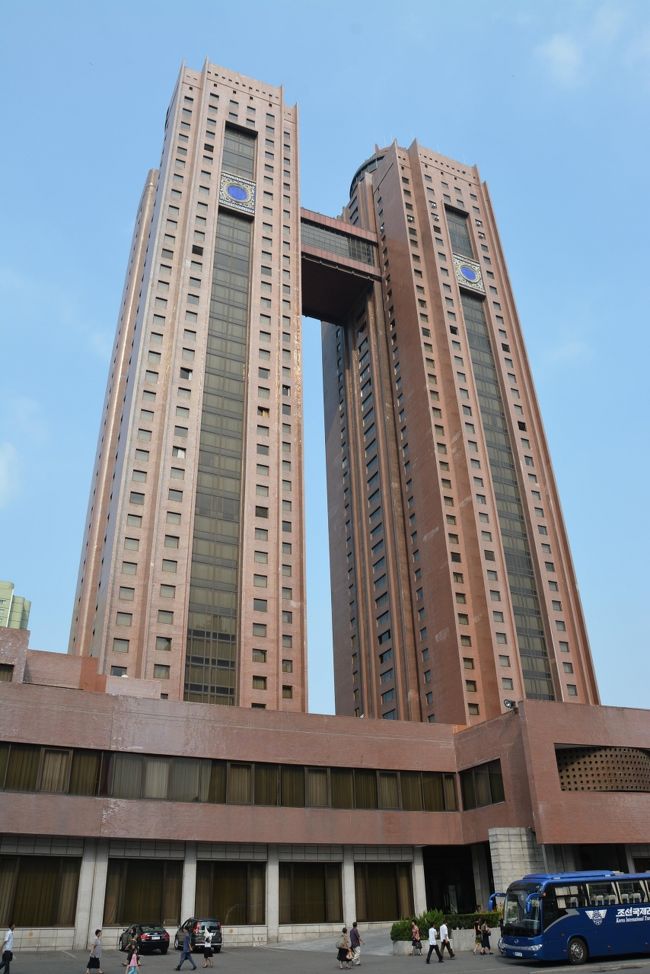 そんなわけで昨日以来戻ってきた高麗ホテル。今夜はここに宿泊することになる。