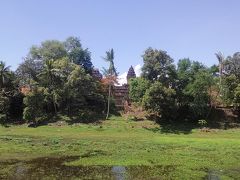 次は「バコン」へ。