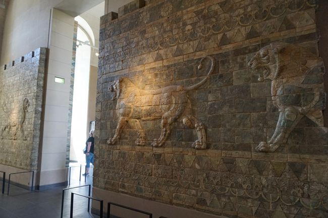 猫系はどうしても目に入ってしまう。<br />猫ではないけど。^^