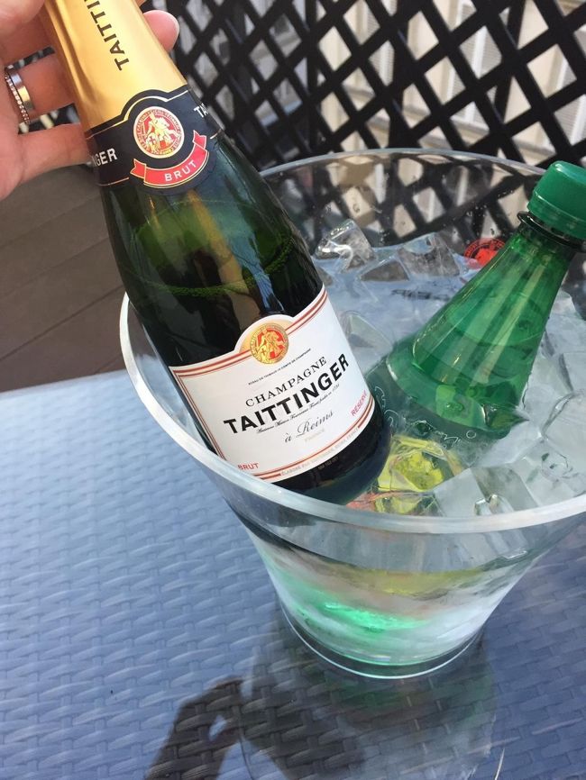 こちらを頂きました。<br />ほぼ飲めないのでお酒にも疎いのですが、<br />これ、すごく美味しかったです＊^^＊<br /><br />ご馳走様でした☆彡